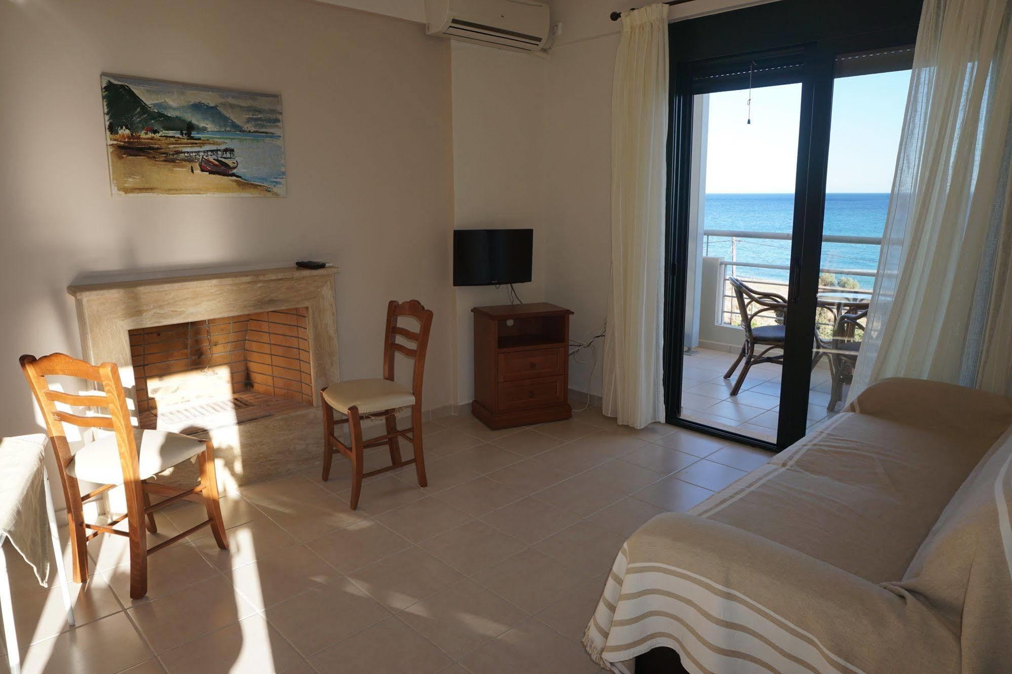 Portela Apartments Kampoula Keratókambos Dış mekan fotoğraf