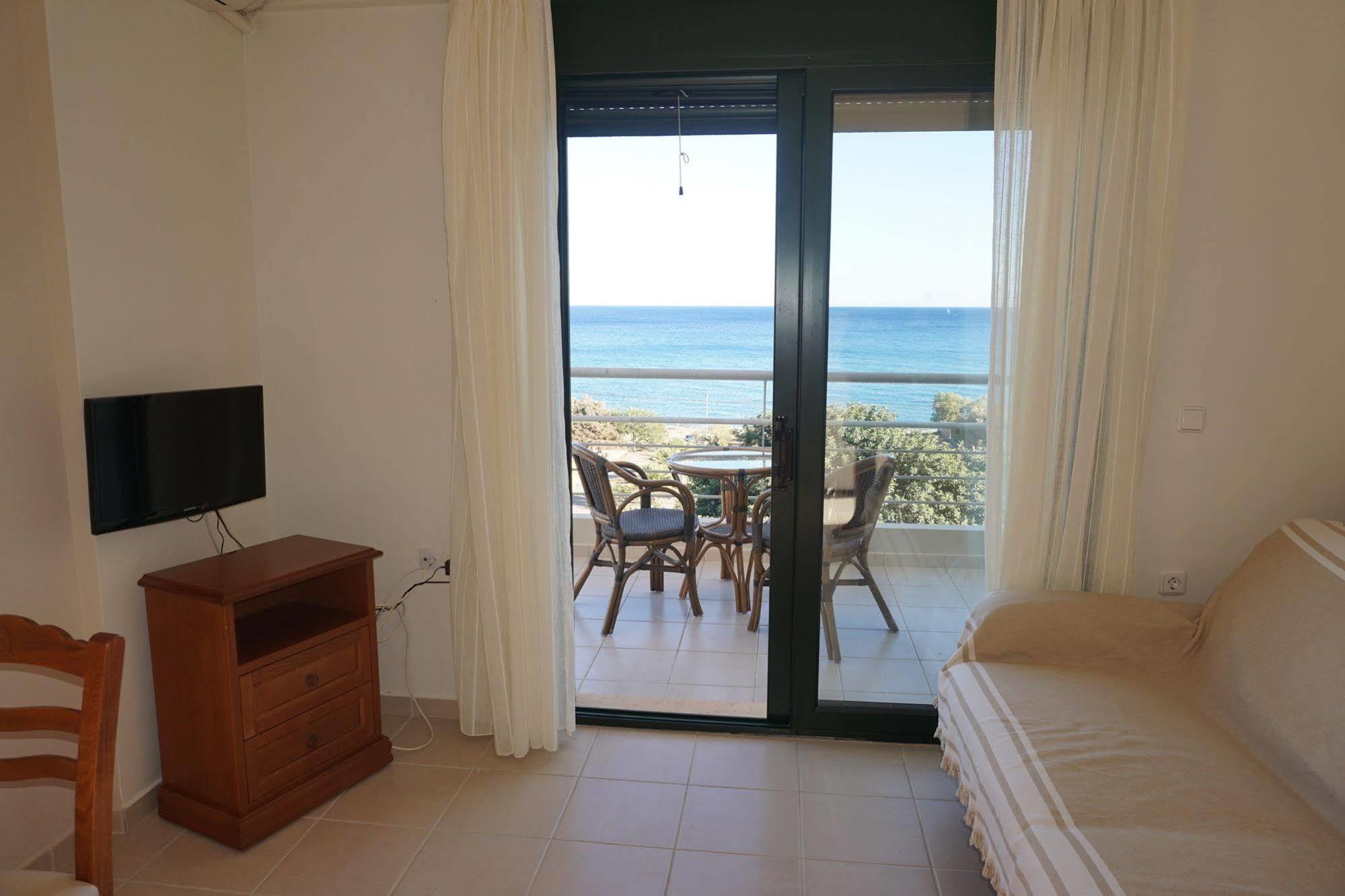 Portela Apartments Kampoula Keratókambos Dış mekan fotoğraf